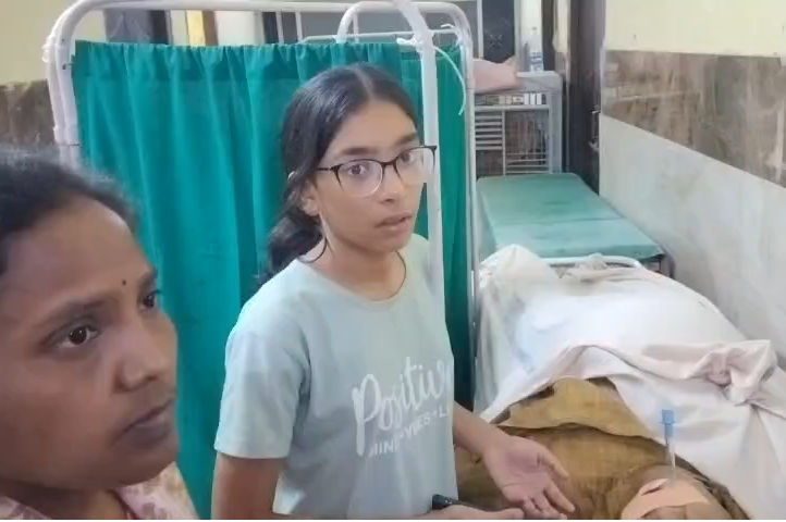 Ambikapur Accident: Project Manager Killed in Road Mishap, Negligence Alleged Against Hospital