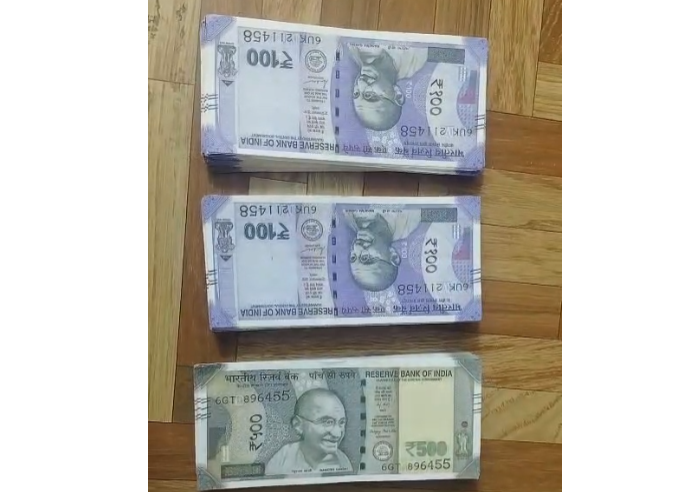 Fake Currency Gang Busted in Prayagraj, Notes Printed Using Computer & Printer