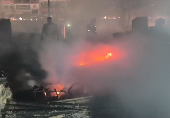 Massive Fire in Lucknow: Over 200 Huts Destroyed, Black Smoke Covers Sky