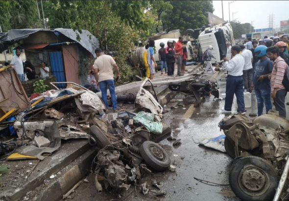 Thane Accident 2026: 11 Killed in Horrific Cement Mixer Crash