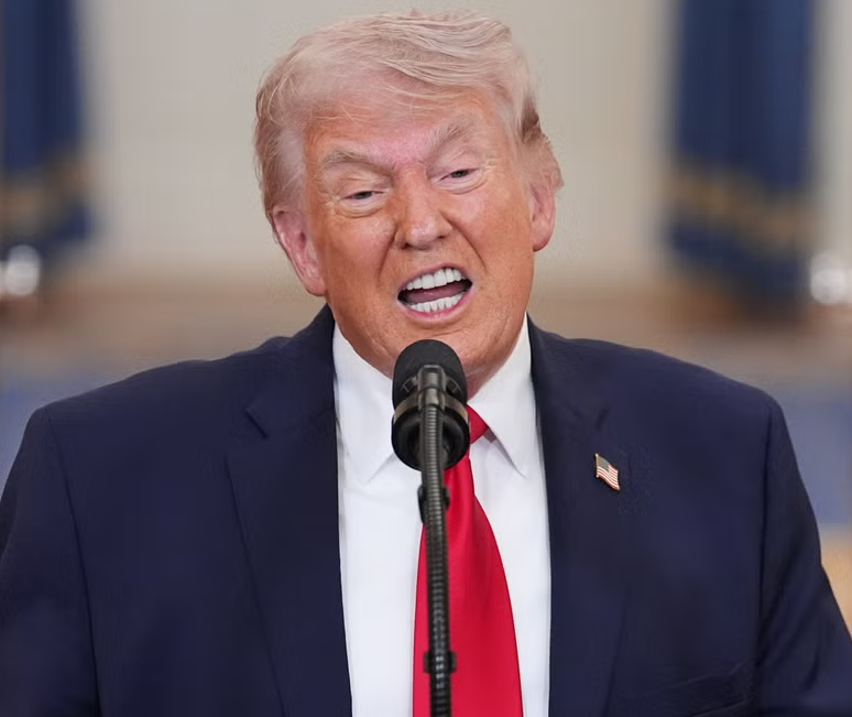 Trump Issues 48-Hour Ultimatum to Iran Over Strait of Hormuz